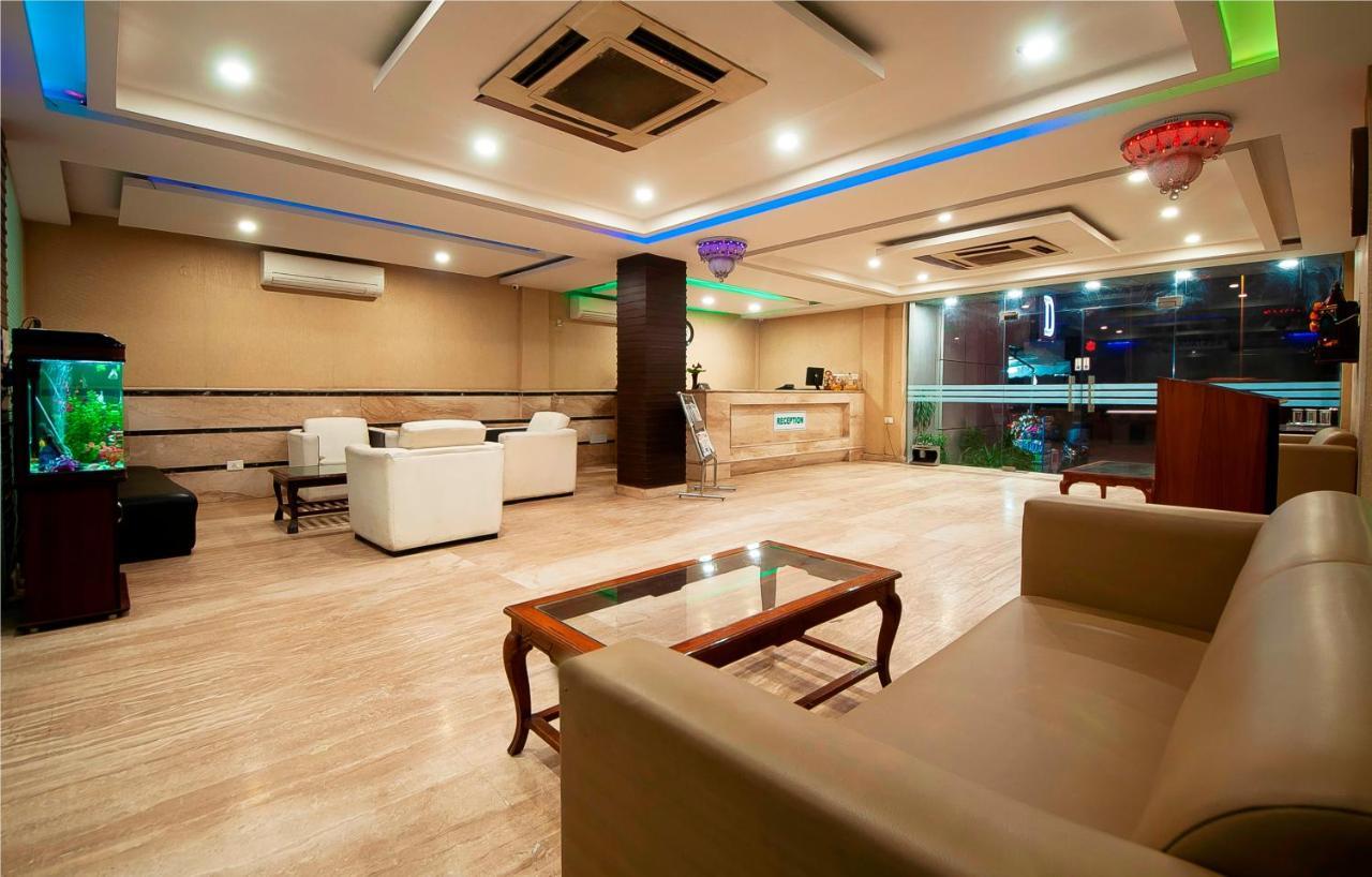 Fairmint Global Hotel New Delhi Exterior photo