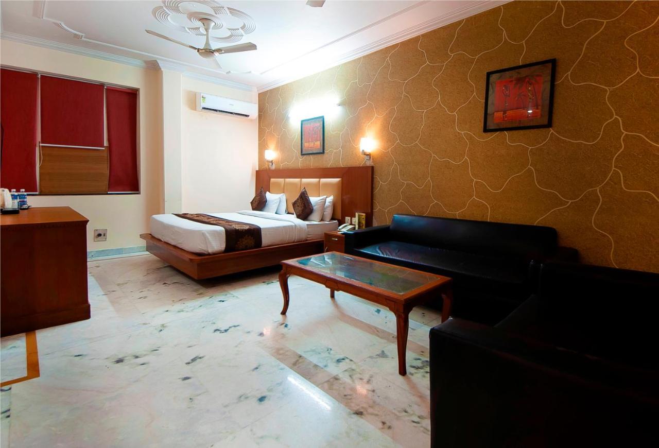 Fairmint Global Hotel New Delhi Exterior photo