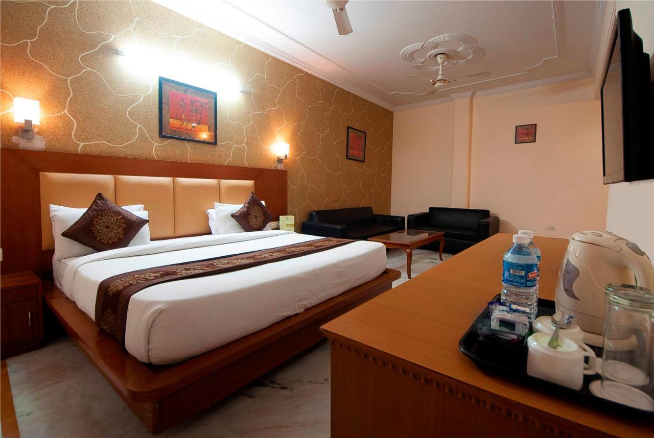 Fairmint Global Hotel New Delhi Exterior photo
