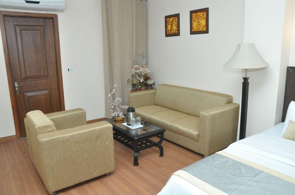 Fairmint Global Hotel New Delhi Exterior photo